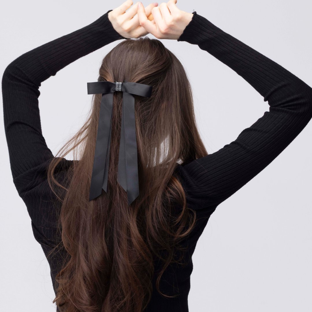 🎀 The "Instant Elegant": Magnetic Snap-On Bow Hair Clip