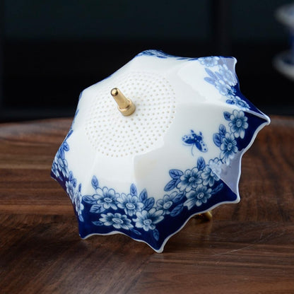 5,000 Years of Handcrafted Pottery—Blue&White Porcelain Umbrella-Shaped Tea Strainer Set