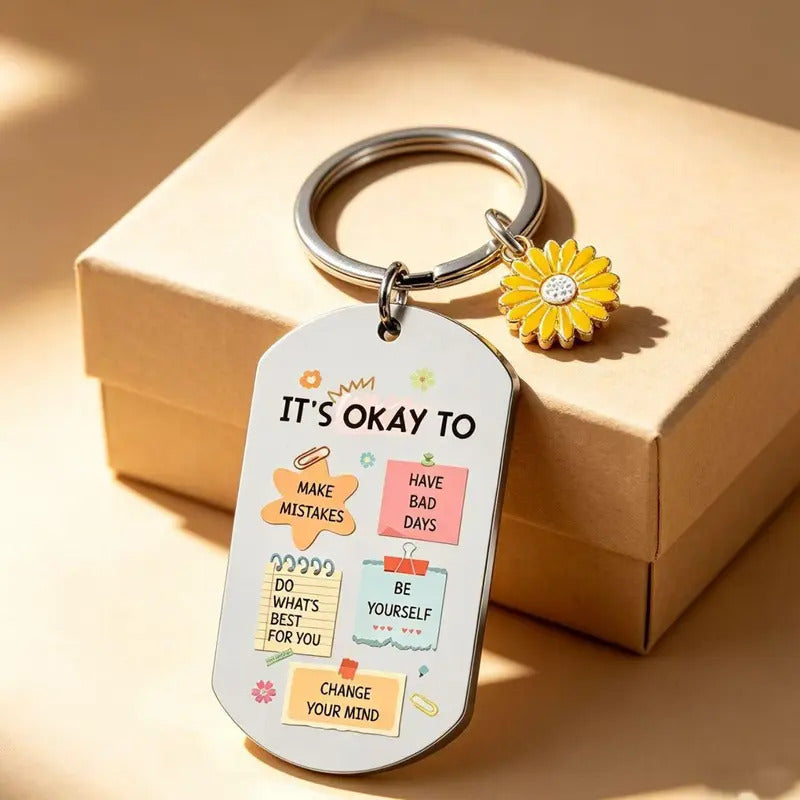 It's Okay to Be You – Double-Sided Inspirational Daisy Keychain | 🎁A Thoughtful Gift for Overthinkers
