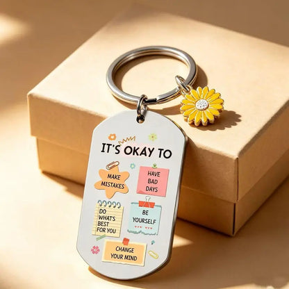 It's Okay to Be You – Double-Sided Inspirational Daisy Keychain | 🎁A Thoughtful Gift for Overthinkers
